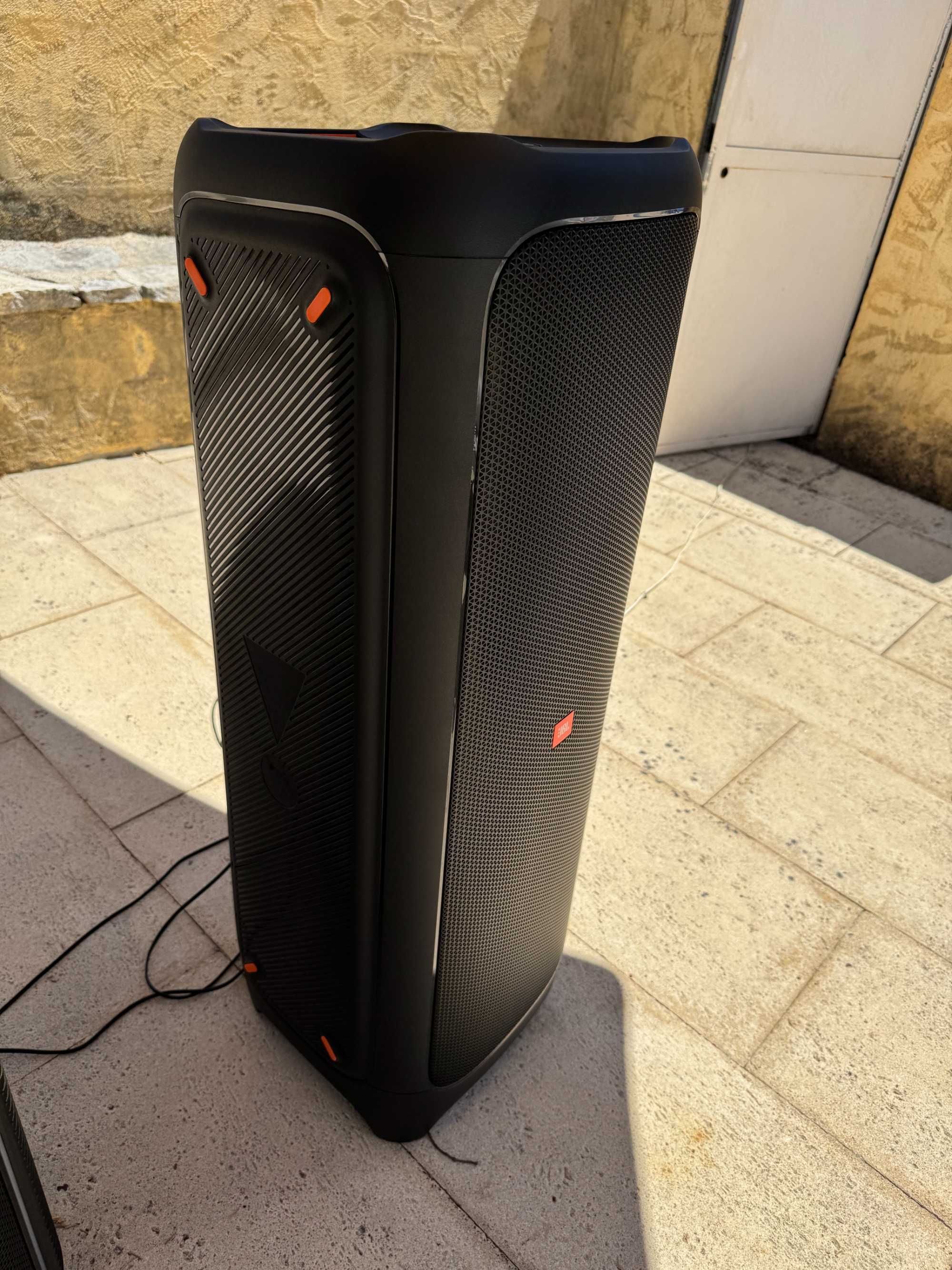 COLUNA JBL partybox 1000