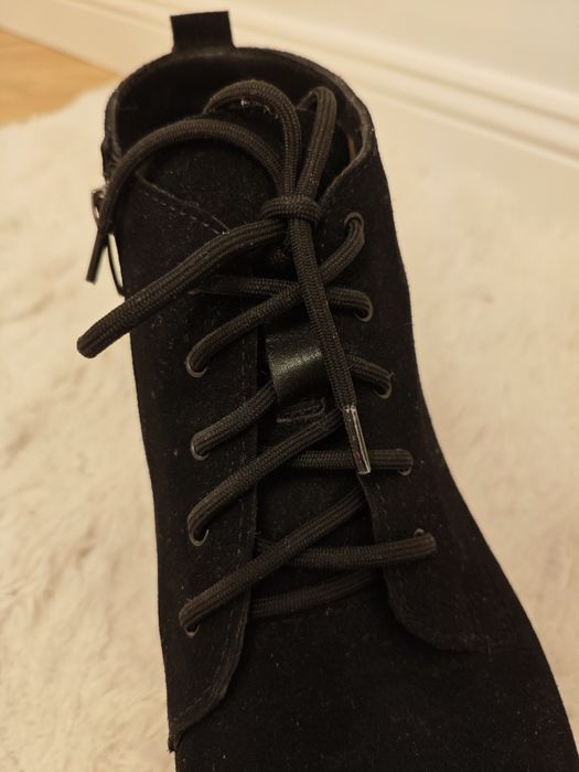 Nowe zamszowe zimowe buty r.46, bardzo wysoka jakość