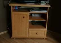 Stolik pod telewizor