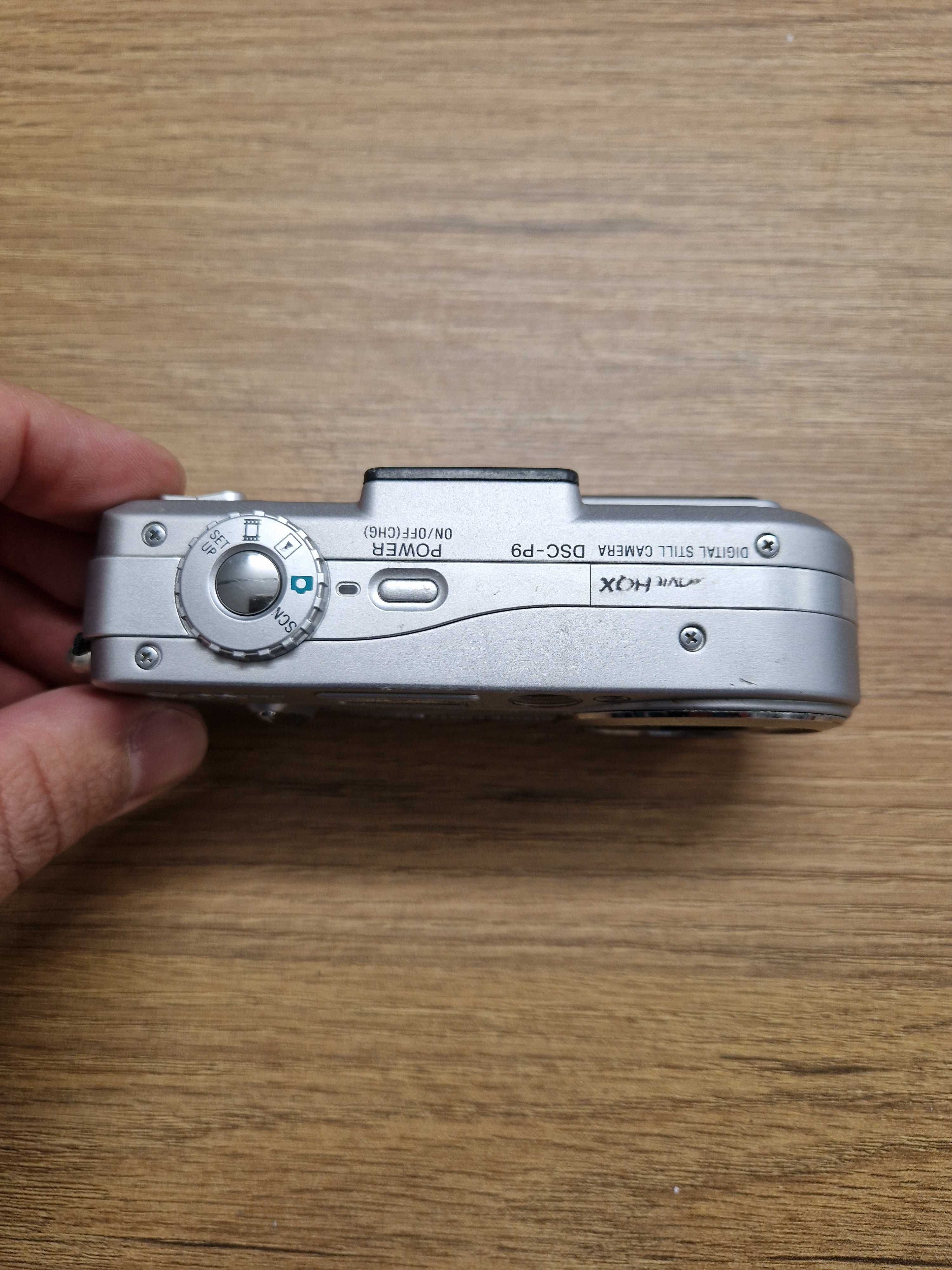 Aparat Sony DSC P9