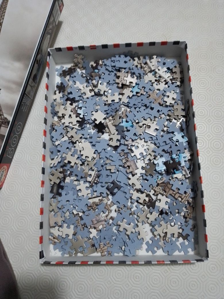 2 puzzles com 500 peças