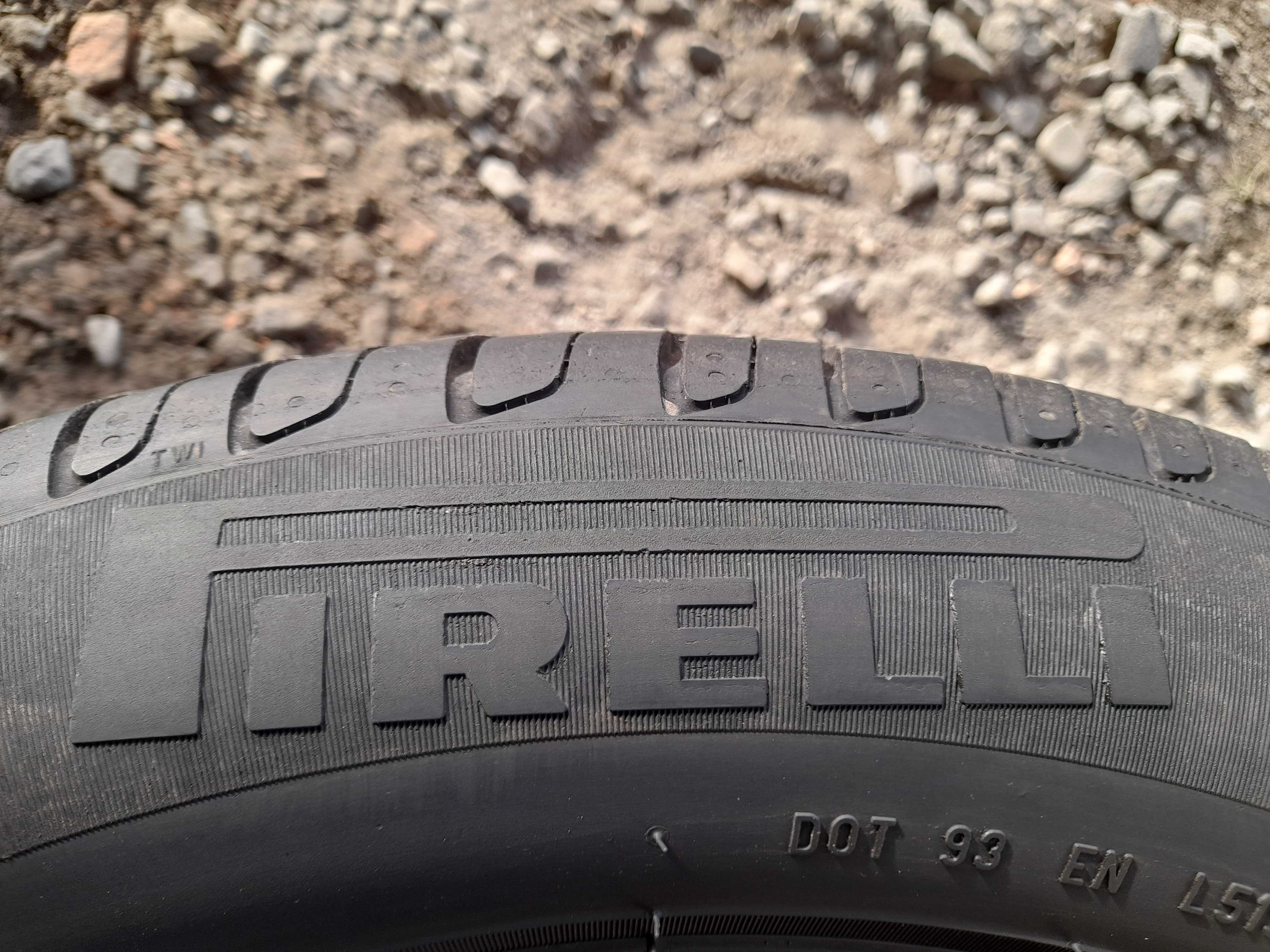 Літні шини 225/55 R17 Pirelli Cinturato P7 (RFT) в наявності 4 шини