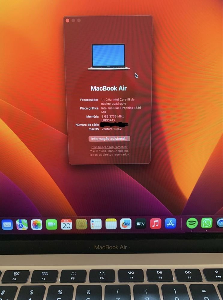 MacBook Air 2020 | 13.3" 15 | 8 GB | 512 GB SSD | dourado |