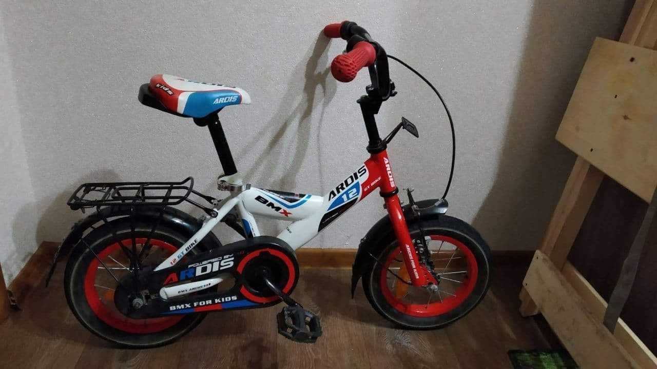Продам дитячий велосипед ARDIS