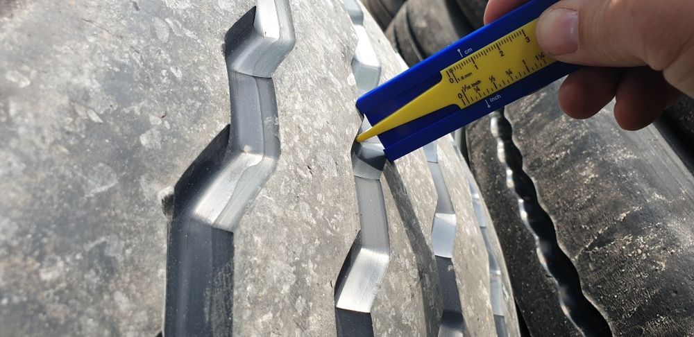 385/65R22,5 naczepa naciete