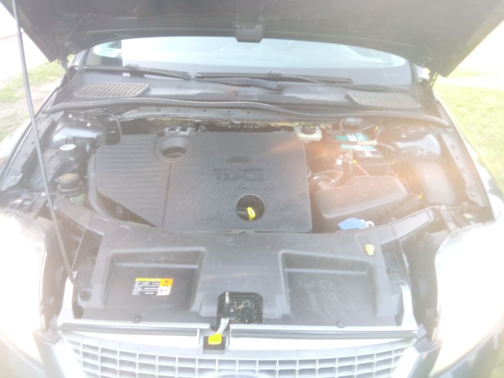 Ford mondeo MK4 kombi 1.8 TDCi