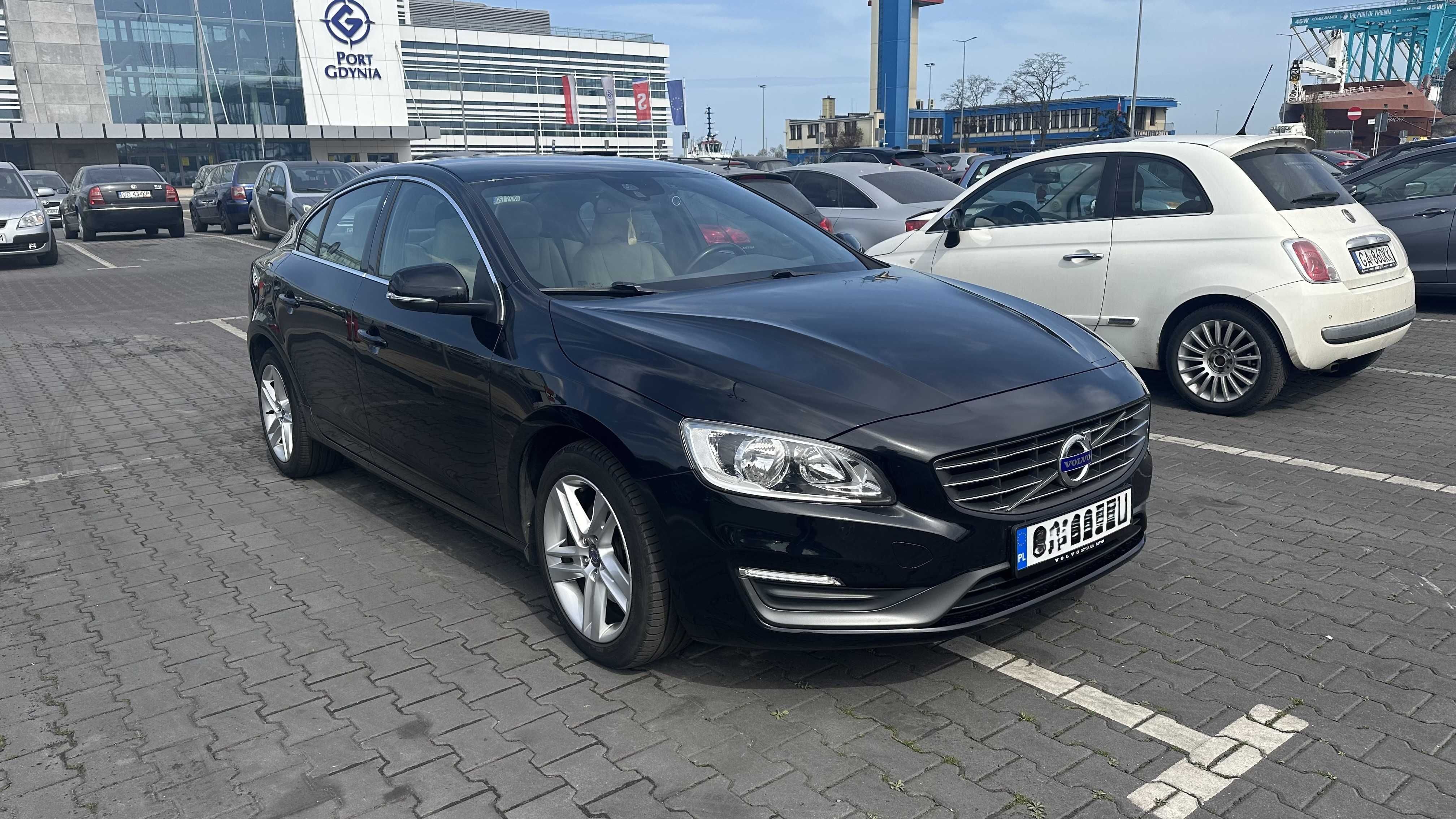 Volvo S60 II 2.0 D4 Drive-E Momentum