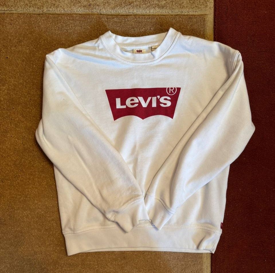 Свитшот Levi's..
