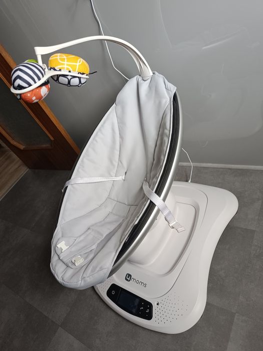 4 moms - Mamaroo 4 model 1037