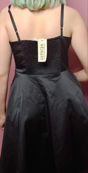 Sylwestrowa sukienka czarna b.p.c. letycja