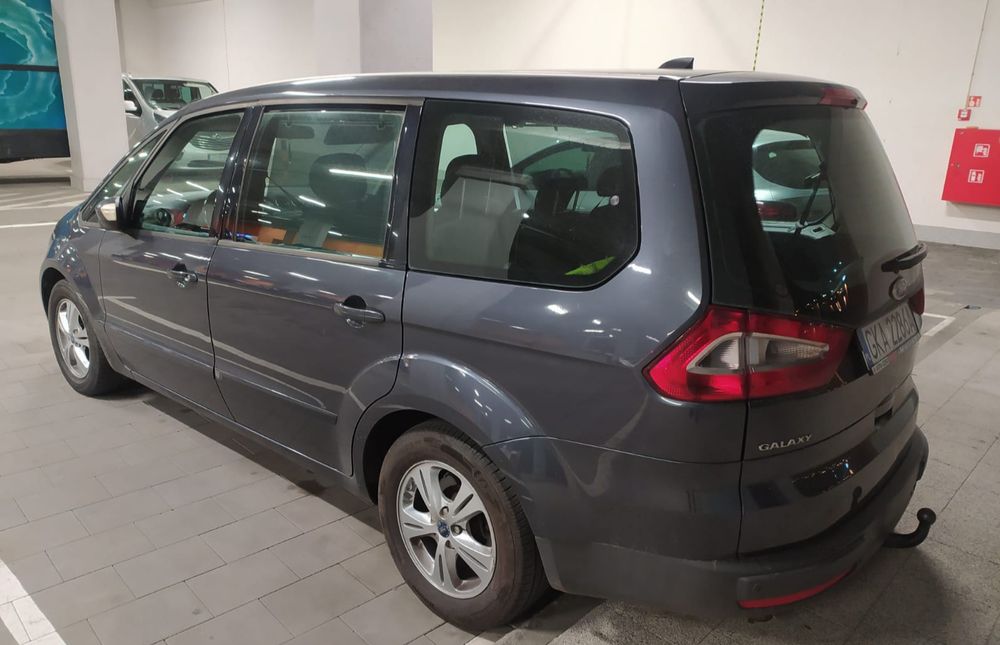 Bus Van 7 osobowy Wynajem Wypożyczenie Ford Galaxy
