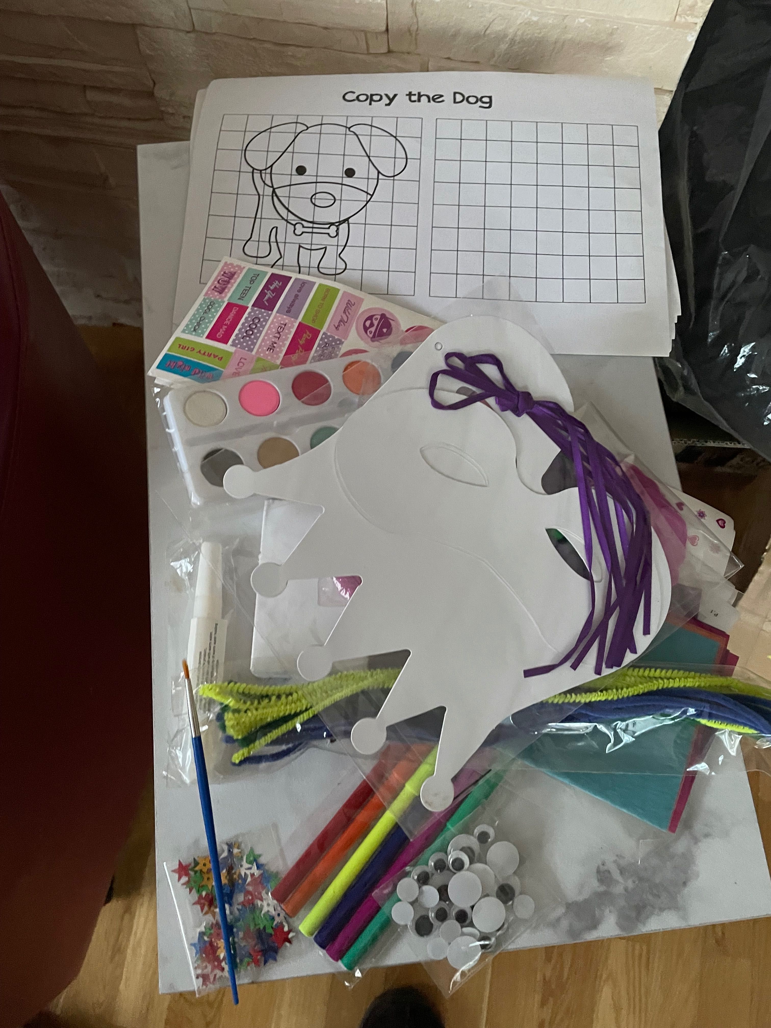 Chad Valley Craft Tray Zestaw Kreatywny Taca do Rękodzieła i akcesoria
