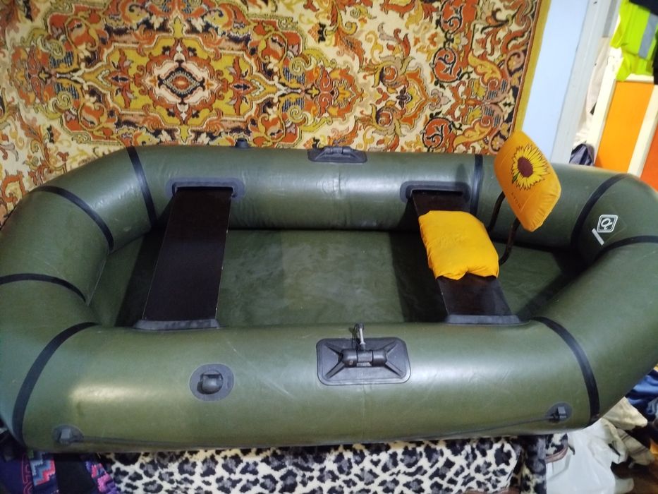 Продам лодку ОМега 245