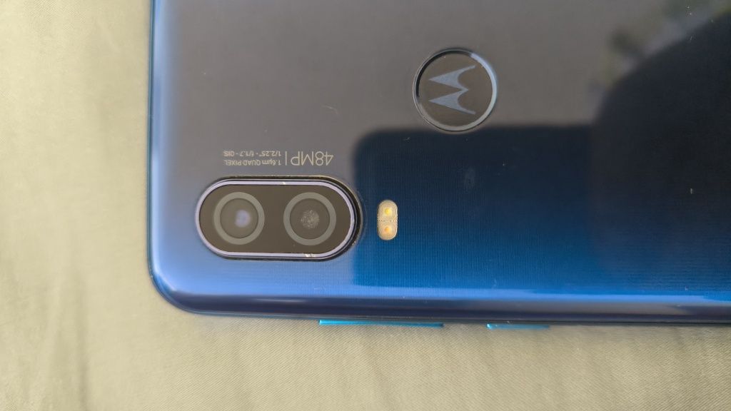 Motorola One Vision