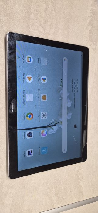 Планшет Xuawei на запчастини. Працює