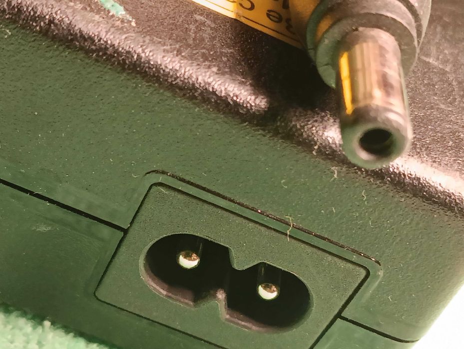 Зарядне до ноутбука блок живлення TOSHIBA 19V 6.32A 120W (5.5×2.5mm)