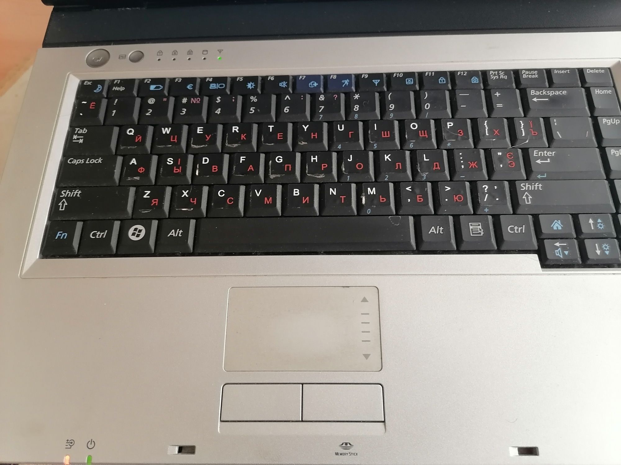 Ноутбук Samsung R40 plus