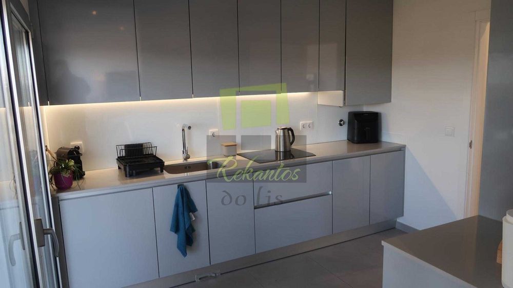 Apartamento T2 na Sismaria – Leiria, Último Andar, Vista Panorâmica