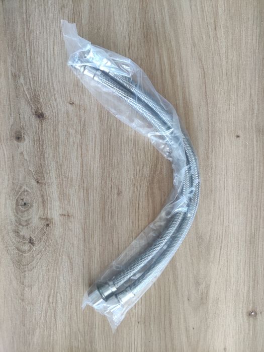 Wężyk-wąż 3/8 do kranu baterii 30 cm