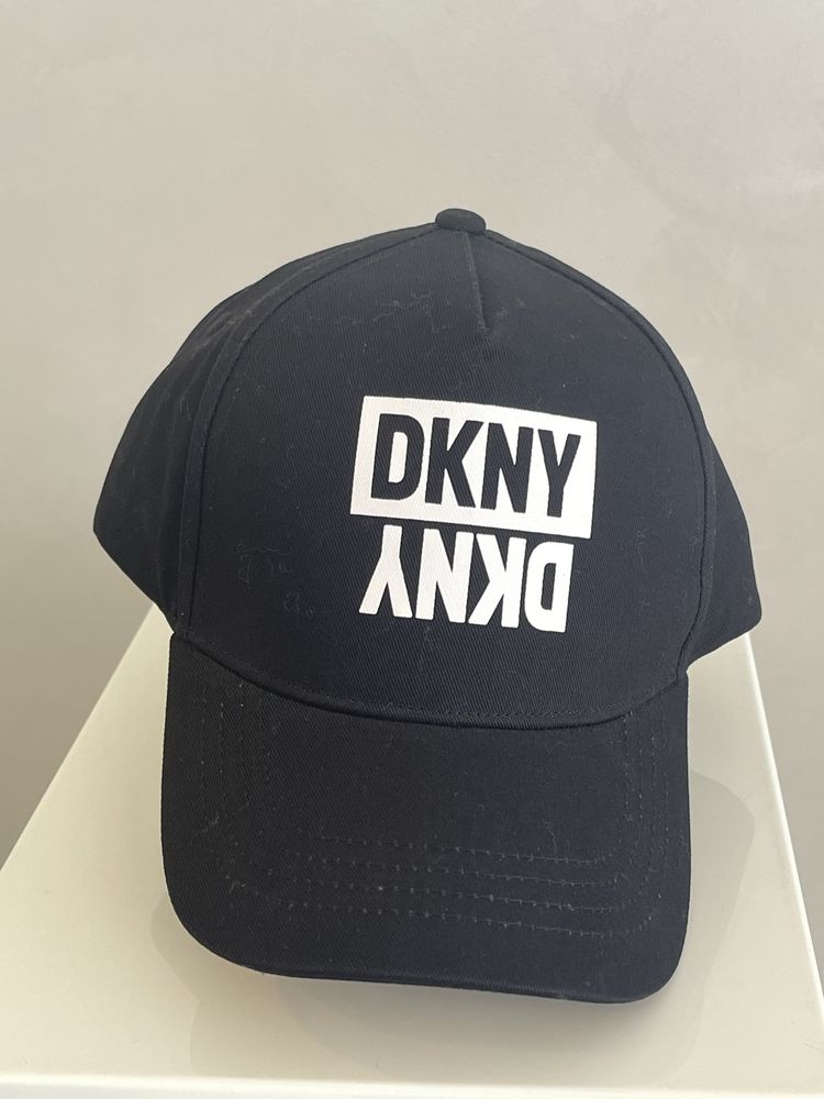 DKNY Donna Karan оригинальные кепки Size: 58