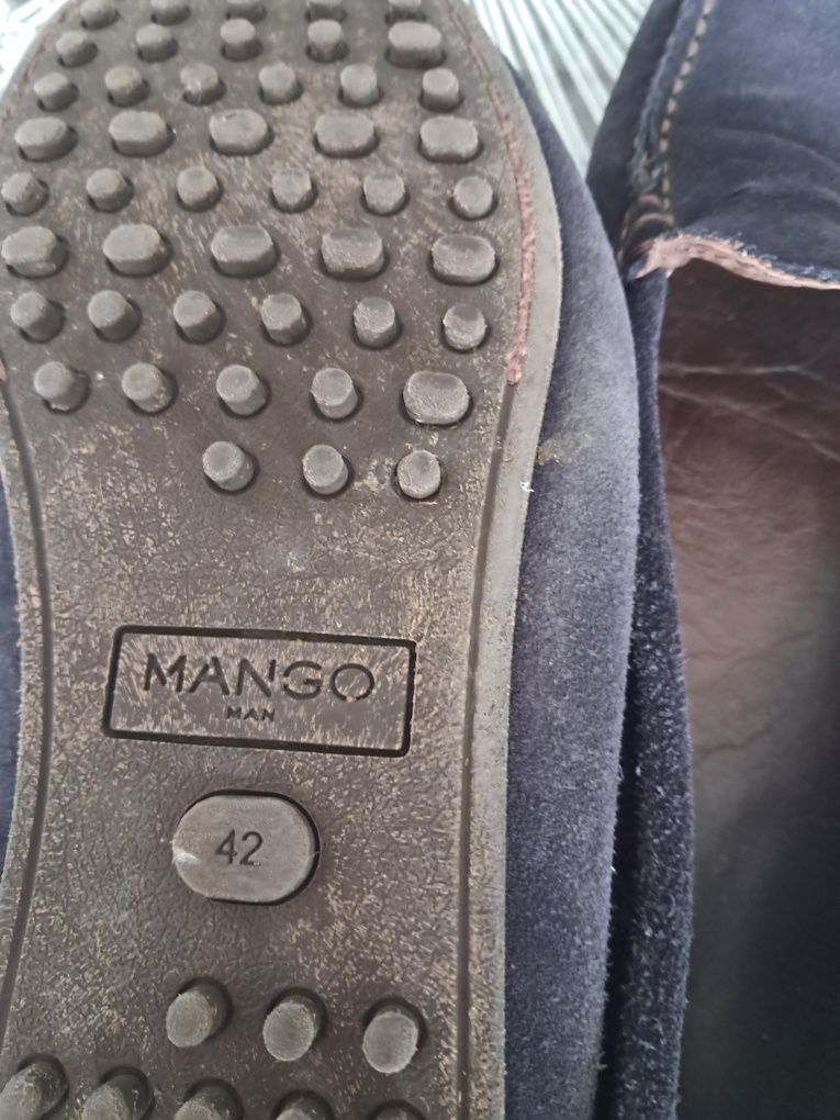 Granatowe skórzane mokasyny 42 Mango