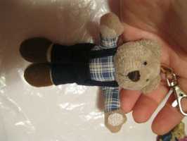 игрушка мягкая мишка медведь в одежде германия брелок шарики в попе