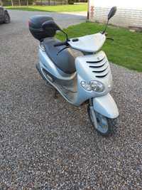 Skuter Yamaha Teos 125