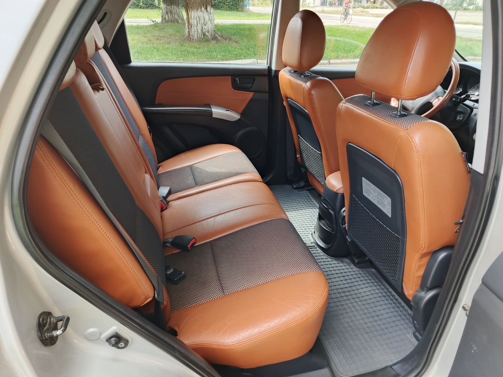 Kia Sportage газ бензин 4wd