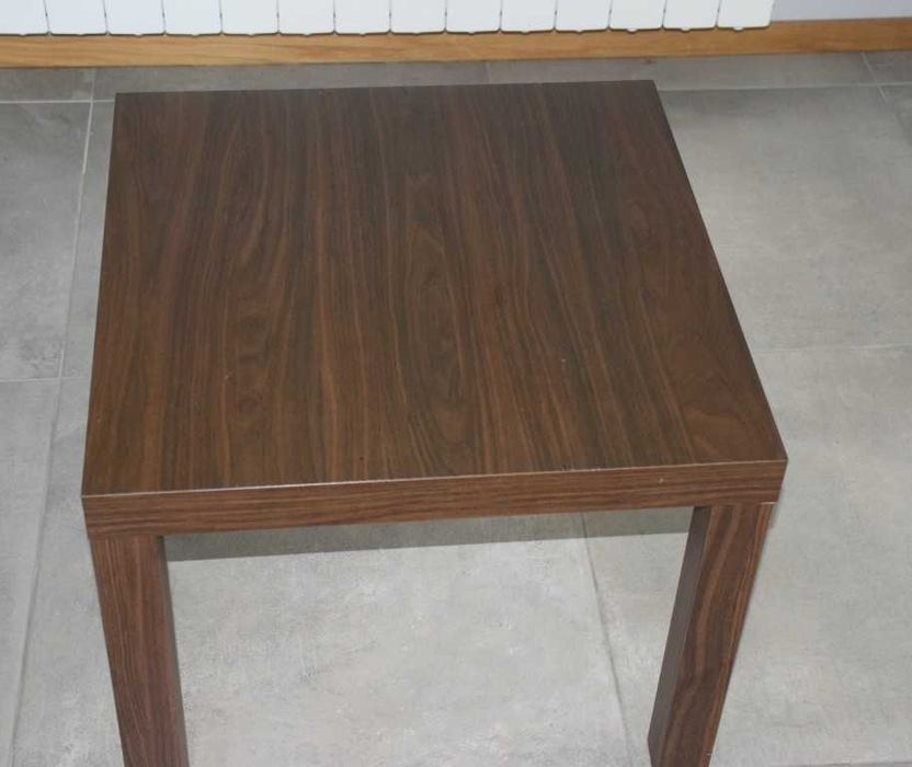 Mesa de apoio em madeira