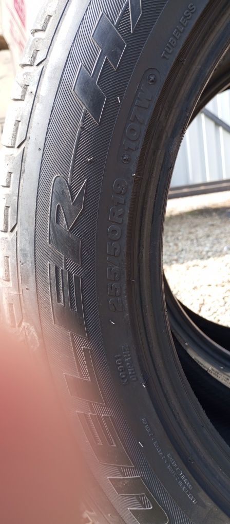 Резина 255/50 r 19 Bridgestone