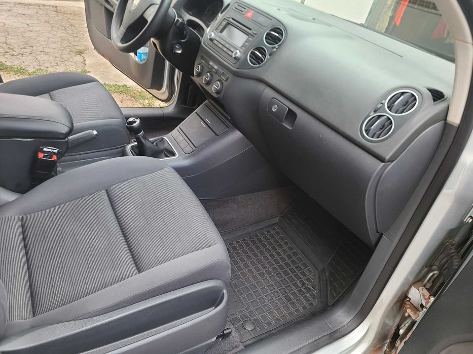 Volkswagen Golf Plus 1.6 МРI