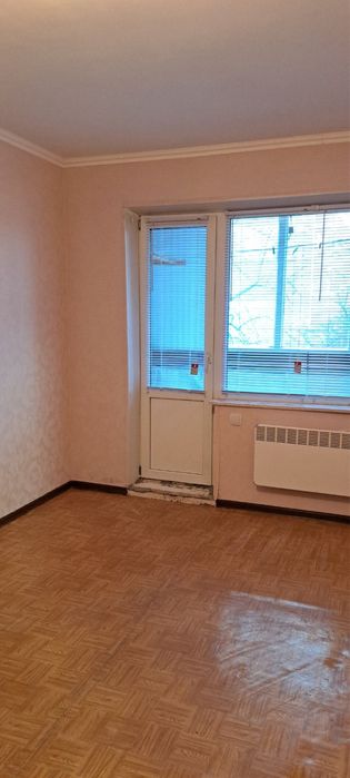 Продається 1 кімнатна квартира, 34м2 , мінімальний податок 2%.Є балкон