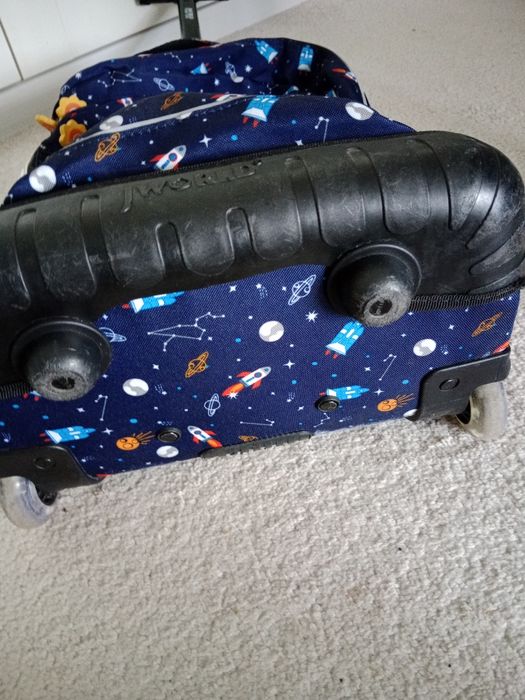 Plecak walizka  na kółkach