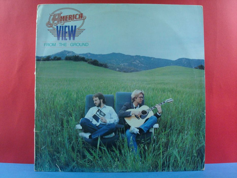 América - View From The Ground / Very Good Plus / LP / PT / 1982