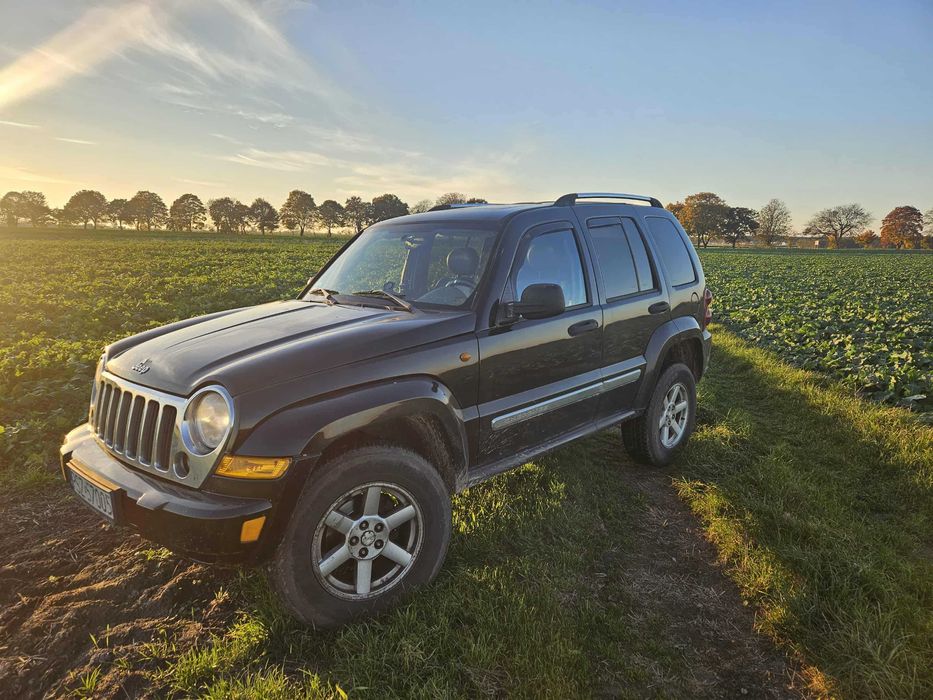 Sprzedam Jeep Cherokee 2.8 CRD, 2005 r. – diesel, stan dobry