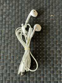 Провідна гарнітура Apple EarPods with Lightning Connector