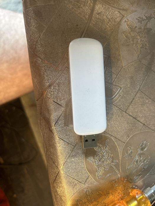 Продам модем ZTE