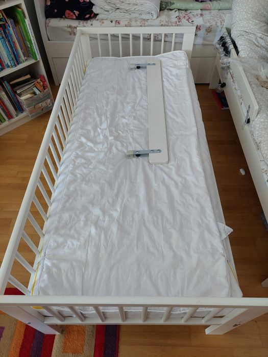 Łóżko młodzieżowe Ikea 70x160, materac, podkład. 2 sztuki,jedna za 90