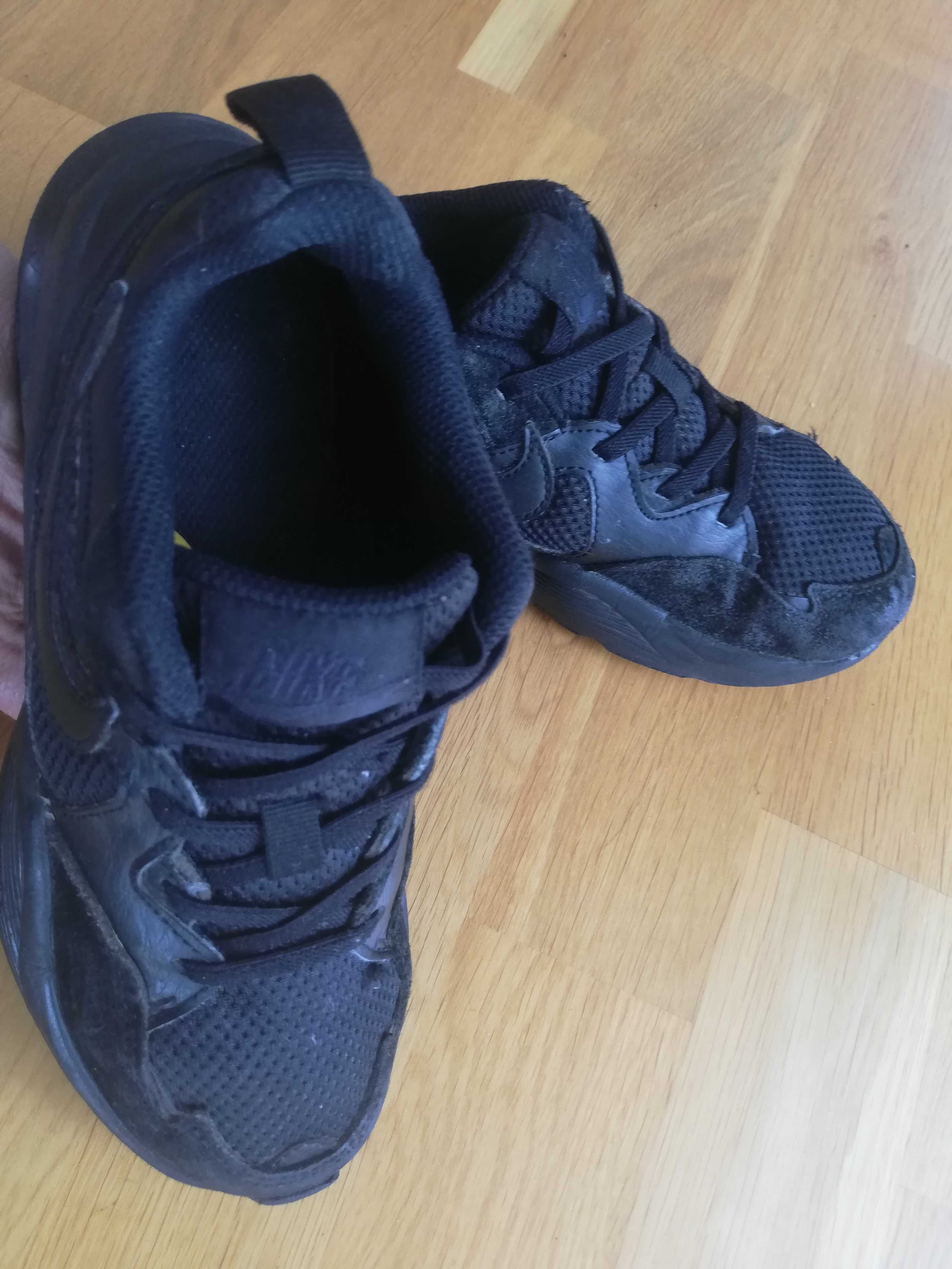 Buty Nike AIR 33 czarne 20,5cm ze skóry skórzane bdb