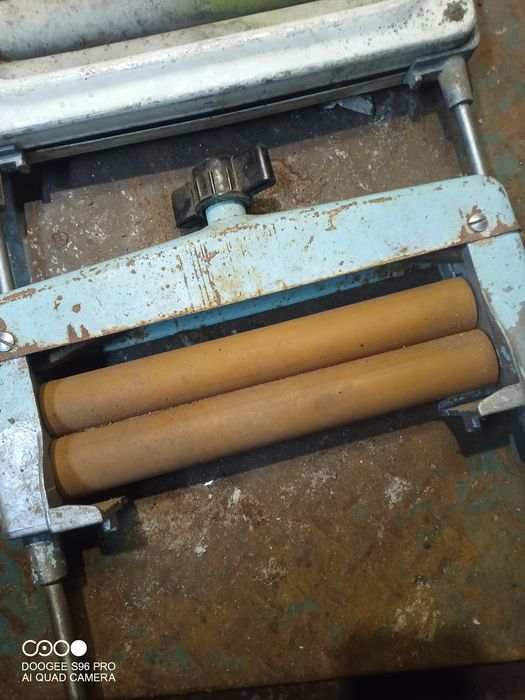 Выжималка от стиральной машины.