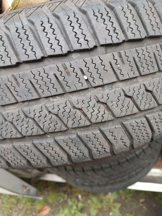 Opony zimowe 215 65 R16 Piony S WinterStar3