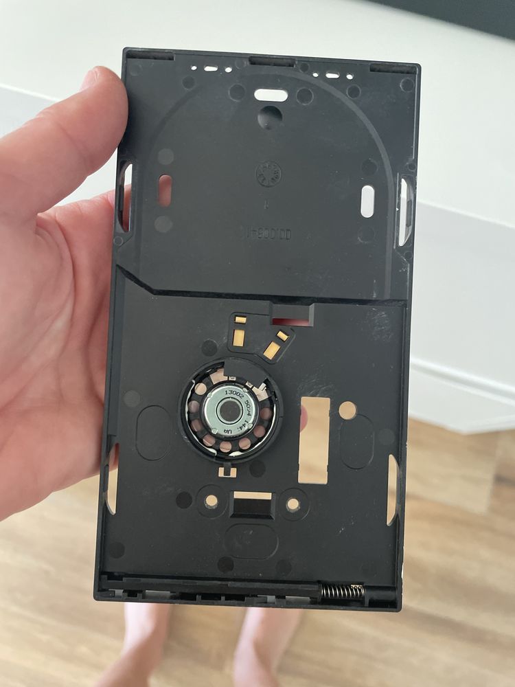 Monitor Gira G1 z demontażu