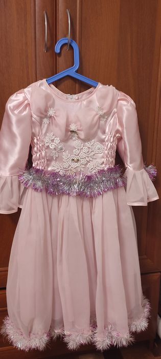 Новорічні костюми.