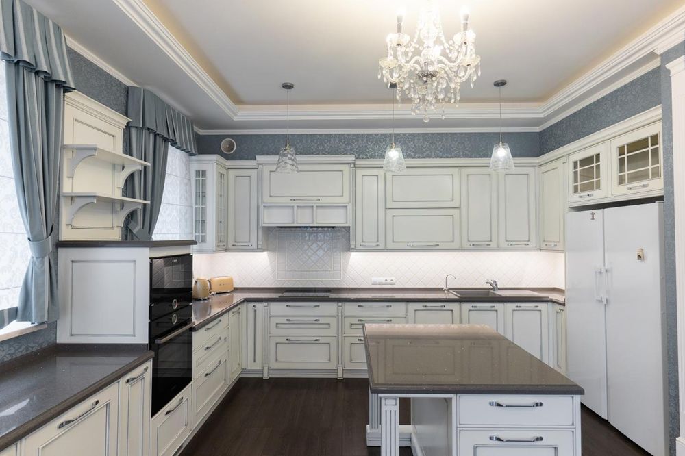 Аренда ДОМА в Совиньоне,  гараж, бассейн, 5 спален