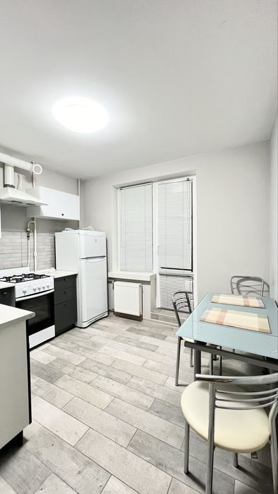 Здам 1 к кв метро Нивки, Берестейська, Сирець, Посольство США