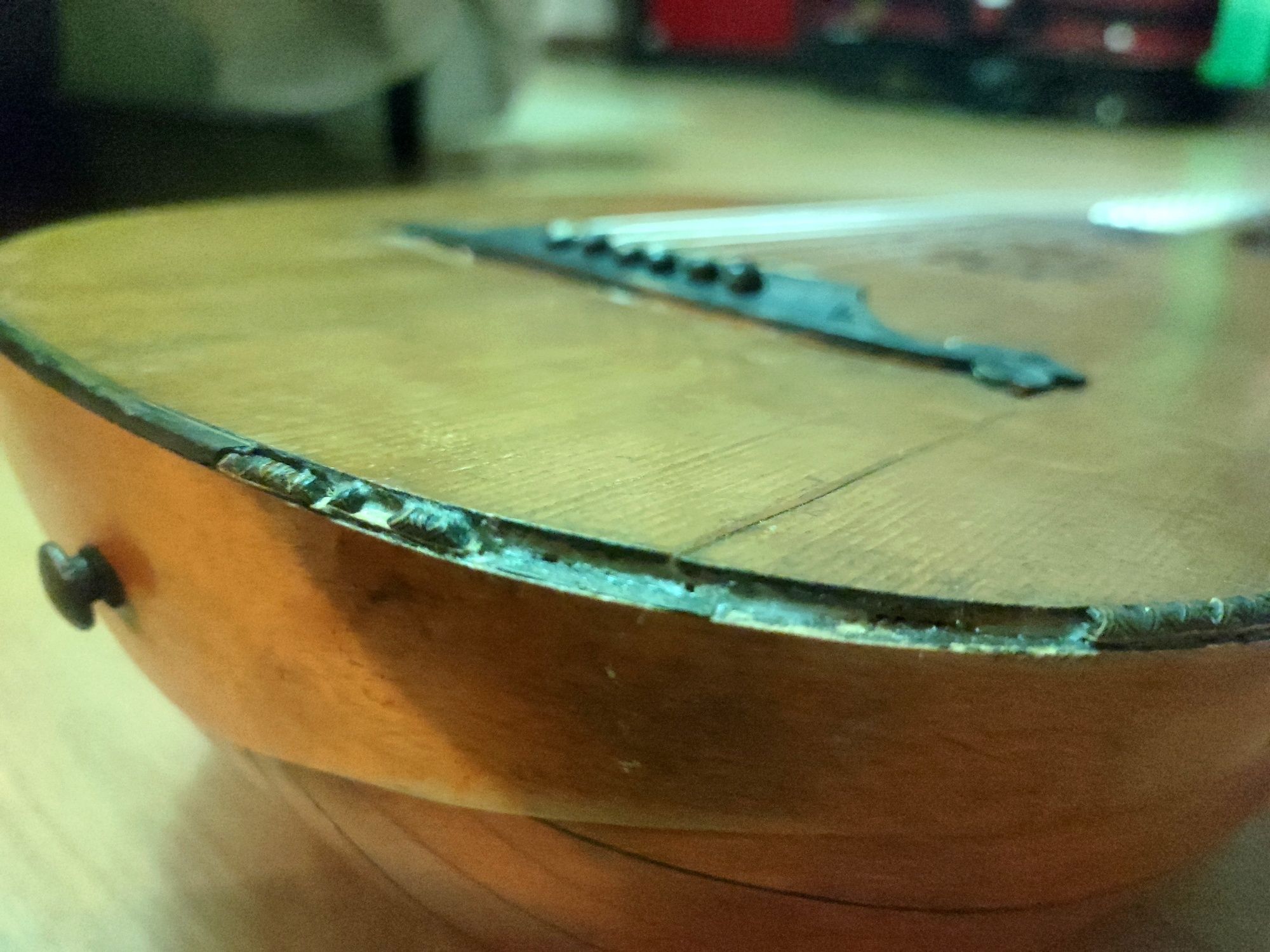Guitarra Alaude Alema