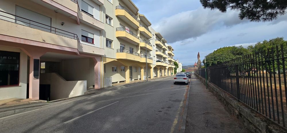 Garagem Lamego - Urgente - Negociável