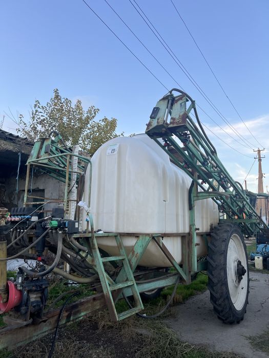 Оприскувач прицепний 21м