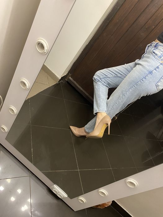 Бежеві туфлі / туфлі-човники, 38 розмір