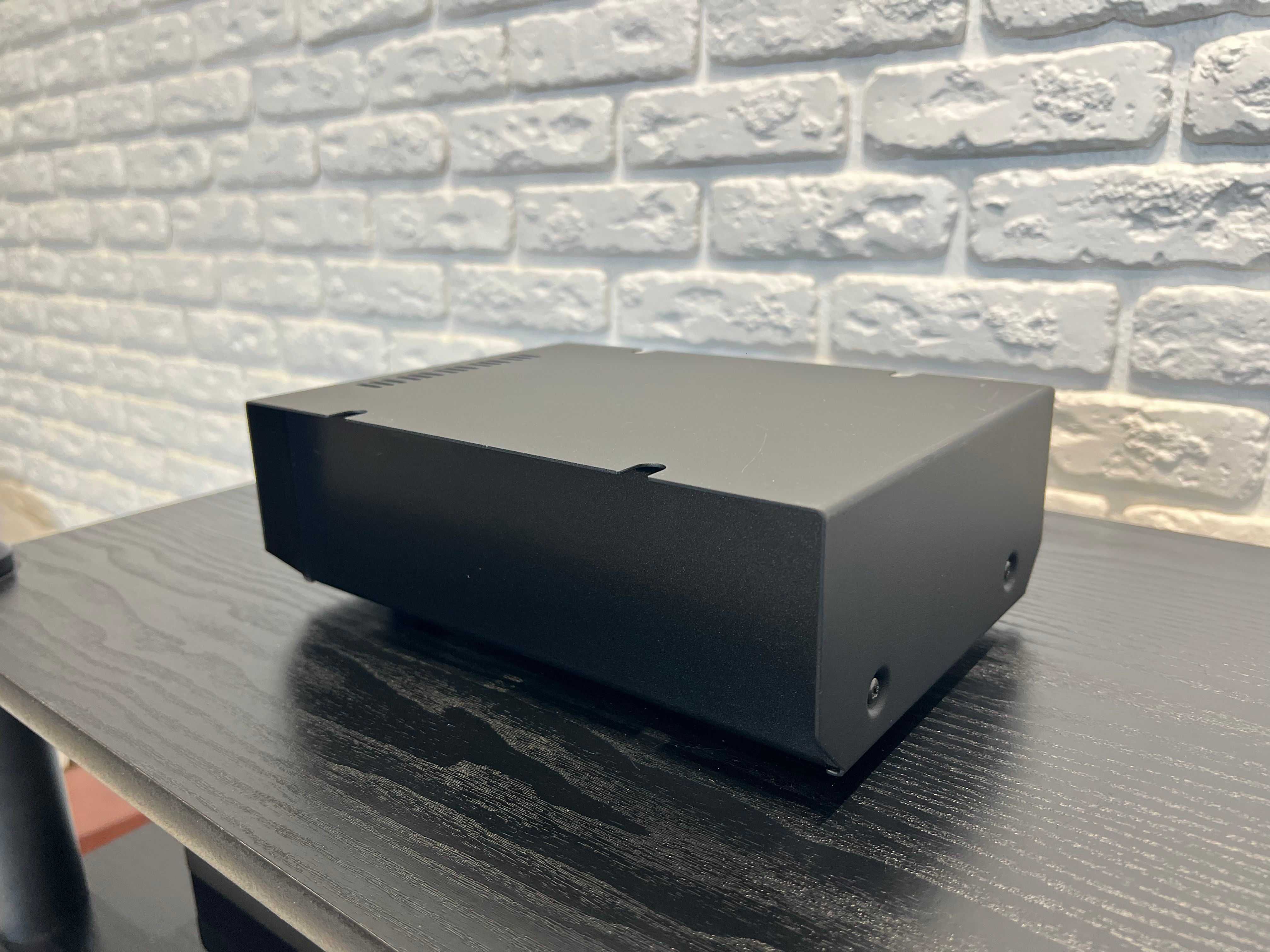 Аудио усилитель LINN Knekt Roomamp